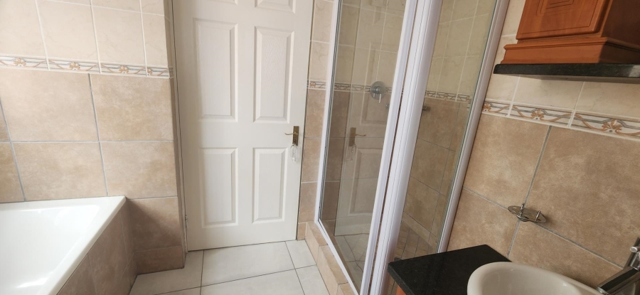 3 Bedroom Property for Sale in Reebok Western Cape